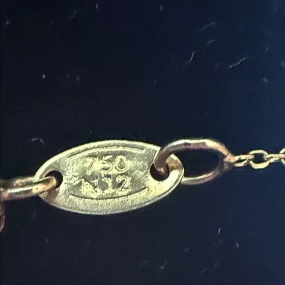 18k Solid Gold Crescent Moon Pendant Necklace - Women Jewelry - Picture 8 of 14